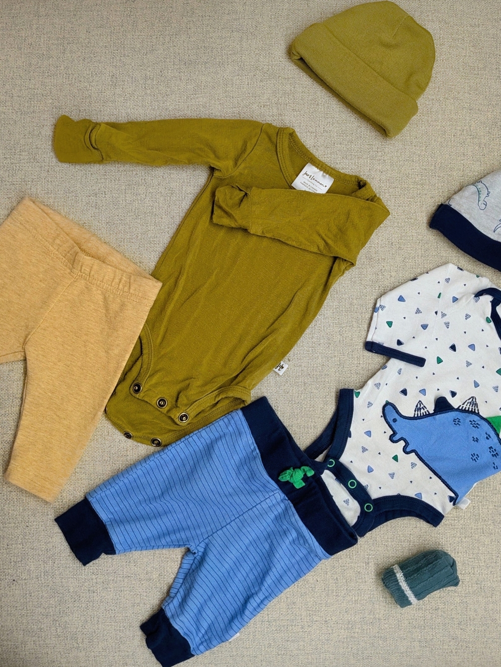 Newborn Boy Lot (7 Outfits, Swaddle, Sheet+Blankets, Bibs, PP Tipis, Hats)